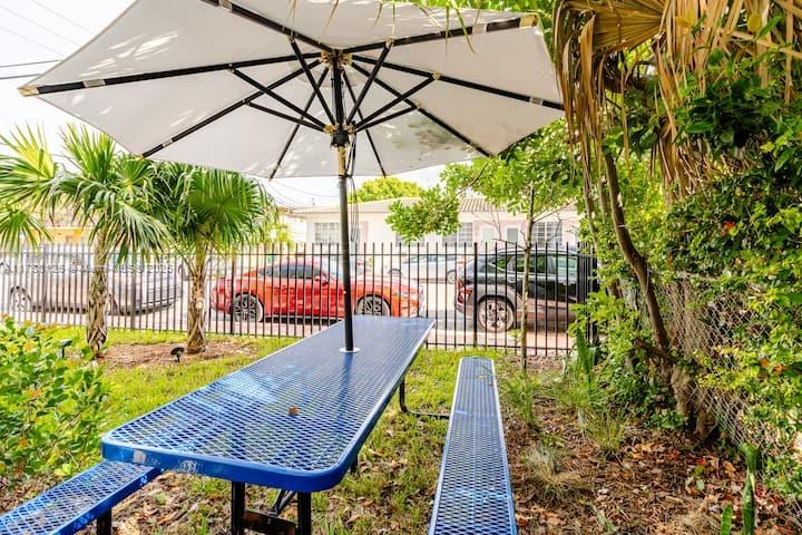 Miami Beach, Florida, 33139, United States, 5 Bedrooms Bedrooms, ,5 BathroomsBathrooms,Residential,For Sale,1785571