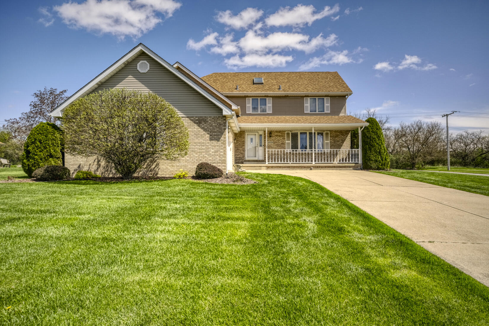 St. John, Indiana, 46373, United States, 4 Bedrooms Bedrooms, ,3 BathroomsBathrooms,Residential,For Sale,2037863