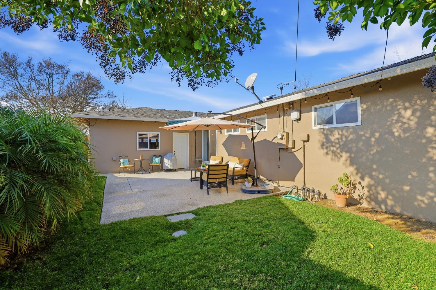 Sacramento, California, 95864, United States, 3 Bedrooms Bedrooms, ,2 BathroomsBathrooms,Residential,For Sale,2010336