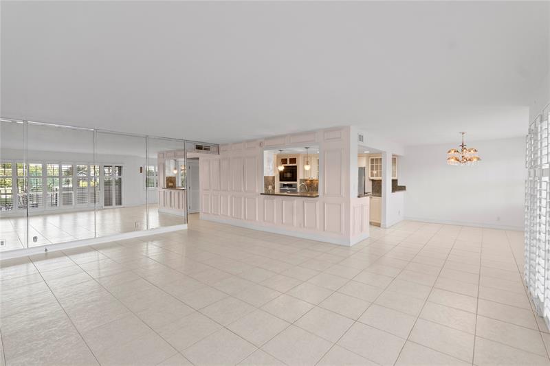 Lauderdale By The Sea, Florida, 33308, United States, 2 Bedrooms Bedrooms, ,2 BathroomsBathrooms,Residential,For Sale,1898422