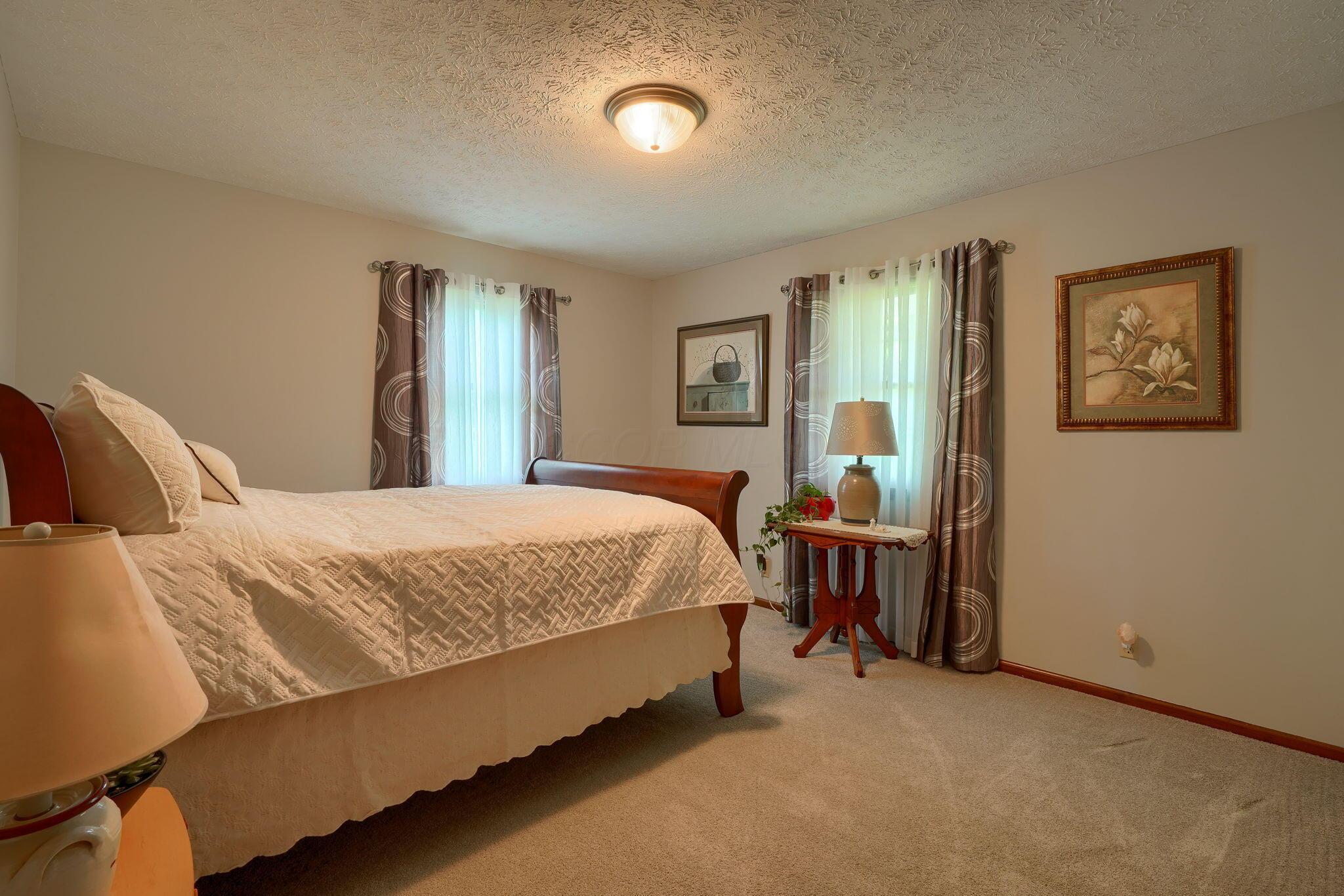 Circleville, Ohio, 43113, United States, 3 Bedrooms Bedrooms, ,3 BathroomsBathrooms,Residential,For Sale,1892160