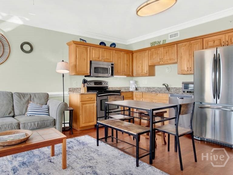 TYBEE ISLAND, Georgia, 31328, United States, 3 Bedrooms Bedrooms, ,2 BathroomsBathrooms,Residential,For Sale,2011768