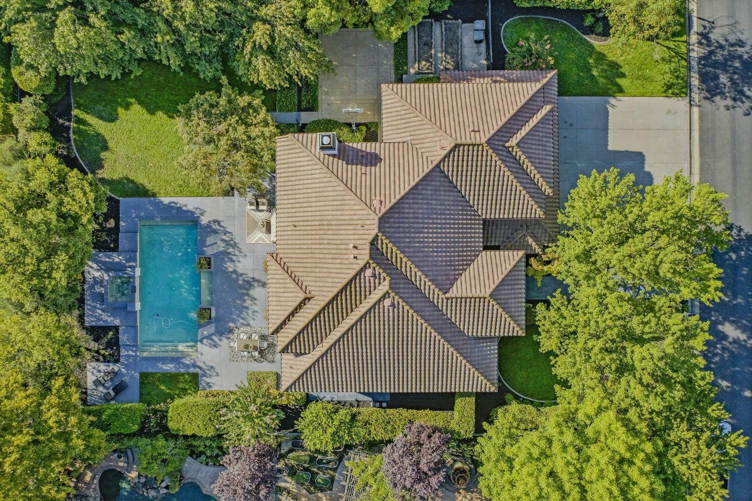 Granite Bay, California, 95746, United States, 5 Bedrooms Bedrooms, ,4 BathroomsBathrooms,Residential,For Sale,1941914