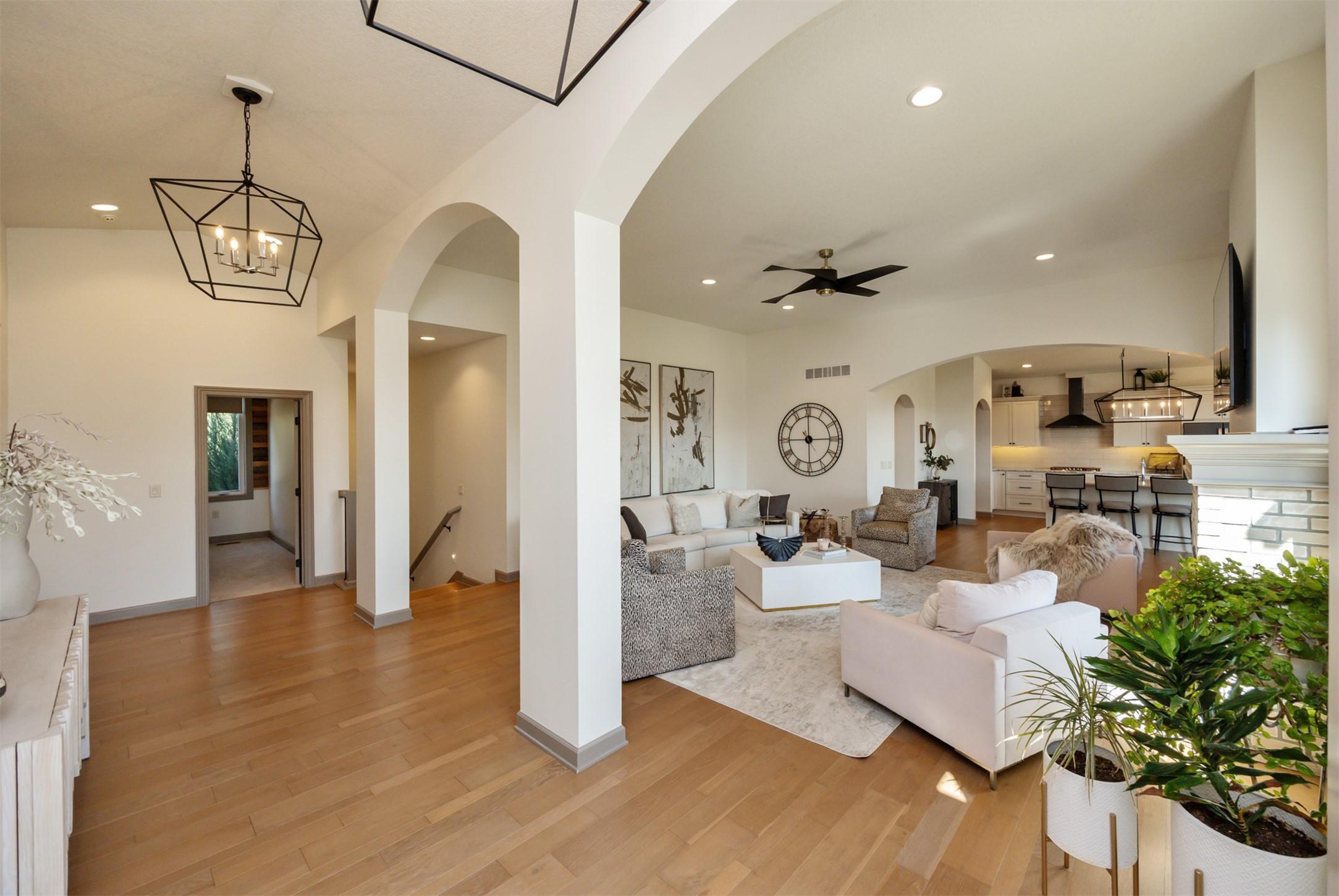 Johnston, Iowa, 50131, United States, 4 Bedrooms Bedrooms, ,4 BathroomsBathrooms,Residential,For Sale,1974668