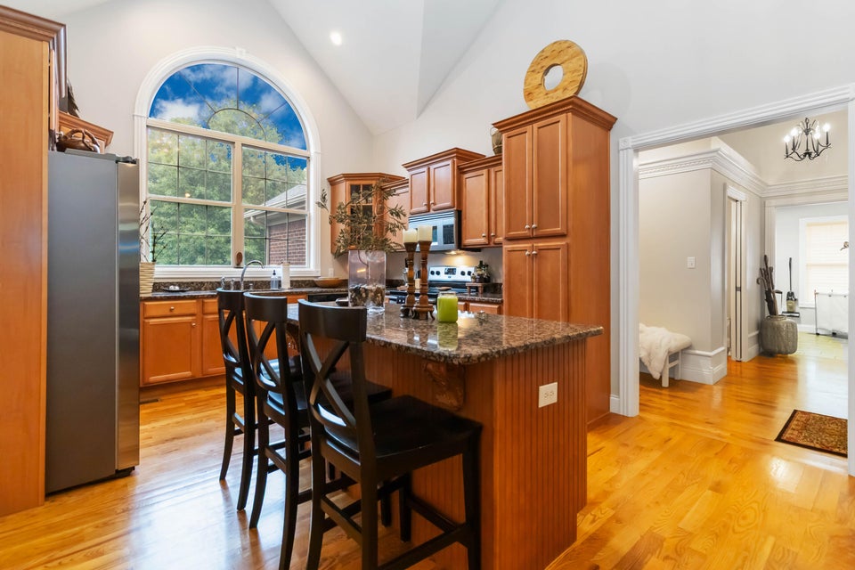 Somerset, Kentucky, 42503, United States, 4 Bedrooms Bedrooms, ,4 BathroomsBathrooms,Residential,For Sale,1976545