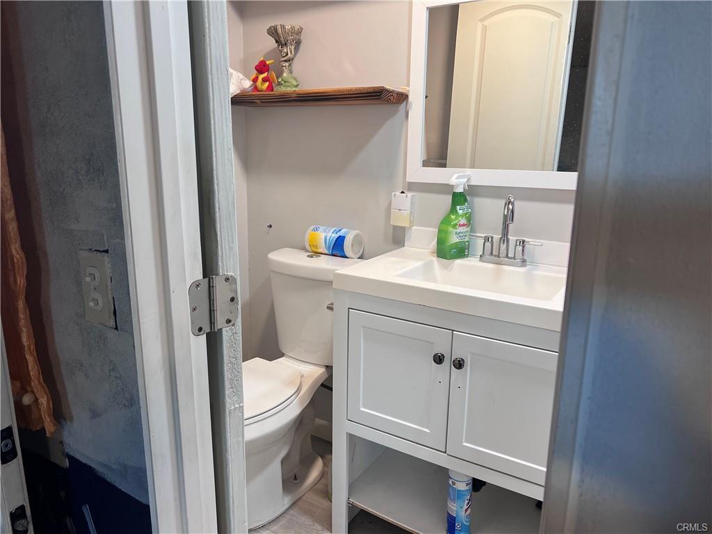 Compton, California, 90221, United States, 2 Bedrooms Bedrooms, ,1 BathroomBathrooms,Residential,For Sale,1942805