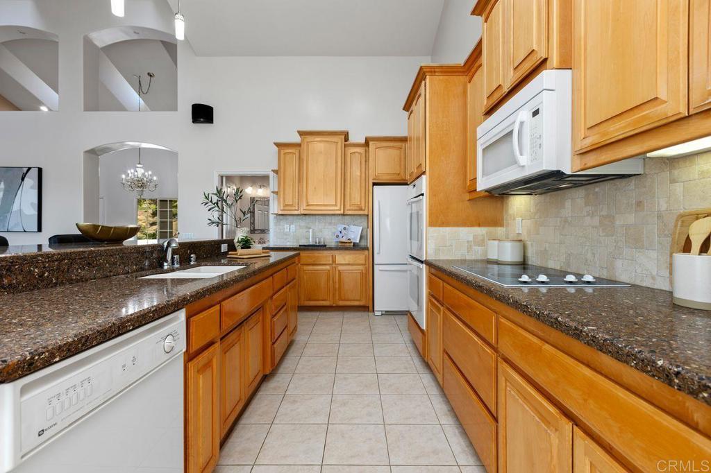 Vista, California, 92084, United States, 4 Bedrooms Bedrooms, ,3 BathroomsBathrooms,Residential,For Sale,1988004