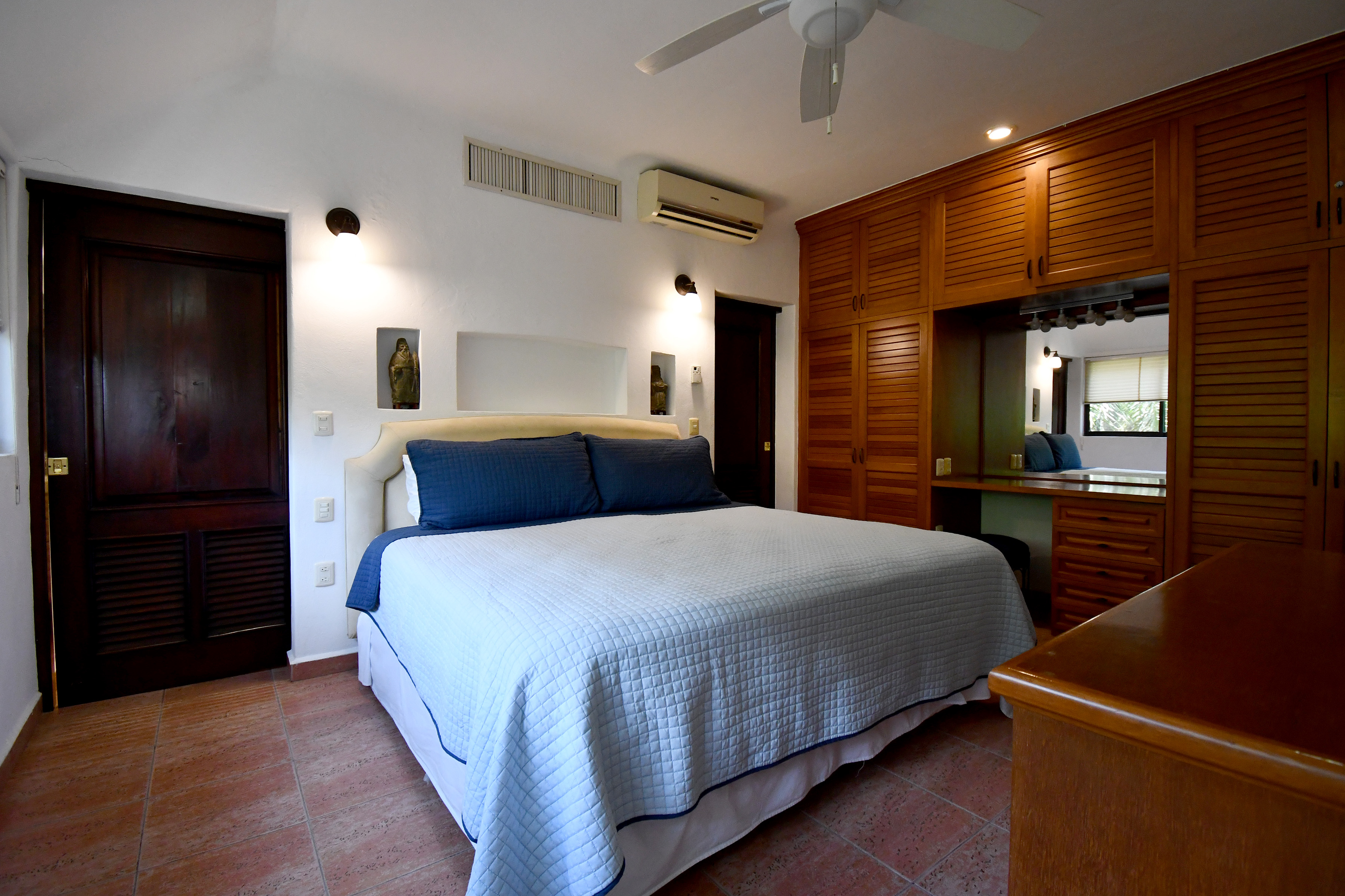  Royal Palms Condo - 物件實景