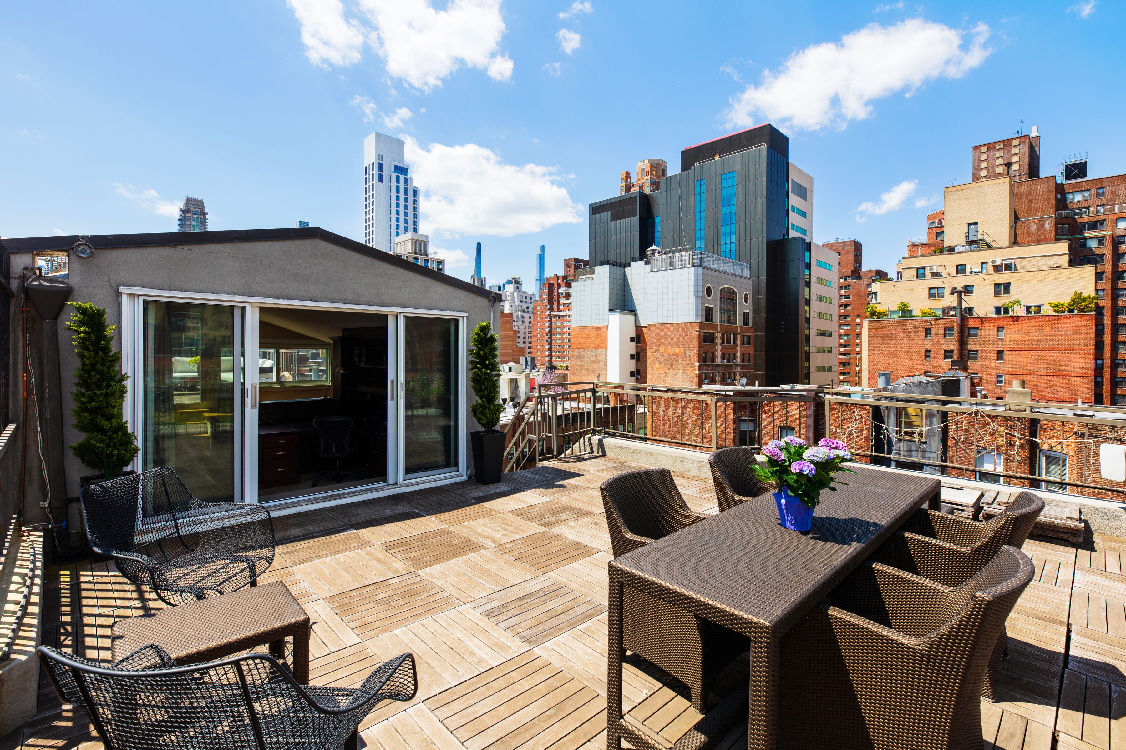  243 East 77th Street - 物件實景