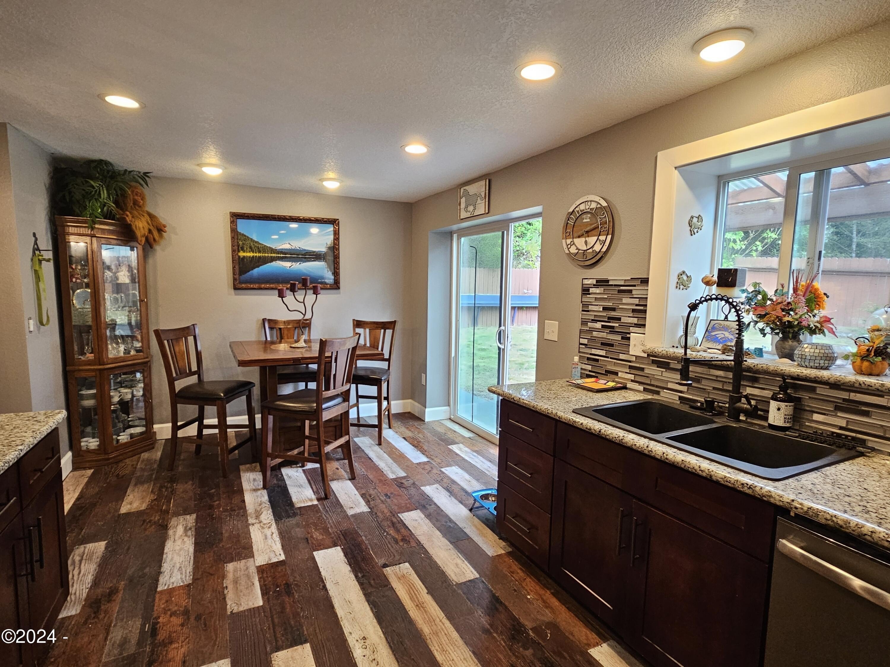298 NE 53rd ST, Newport, Oregon, 97365, United States, 4 Bedrooms Bedrooms, ,2 BathroomsBathrooms,Residential,For Sale,298 NE 53rd ST,1623040