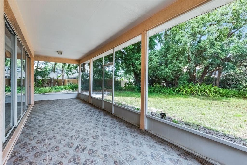 Apopka, Florida, 32712, United States, 5 Bedrooms Bedrooms, ,5 BathroomsBathrooms,Residential,For Sale,1806411