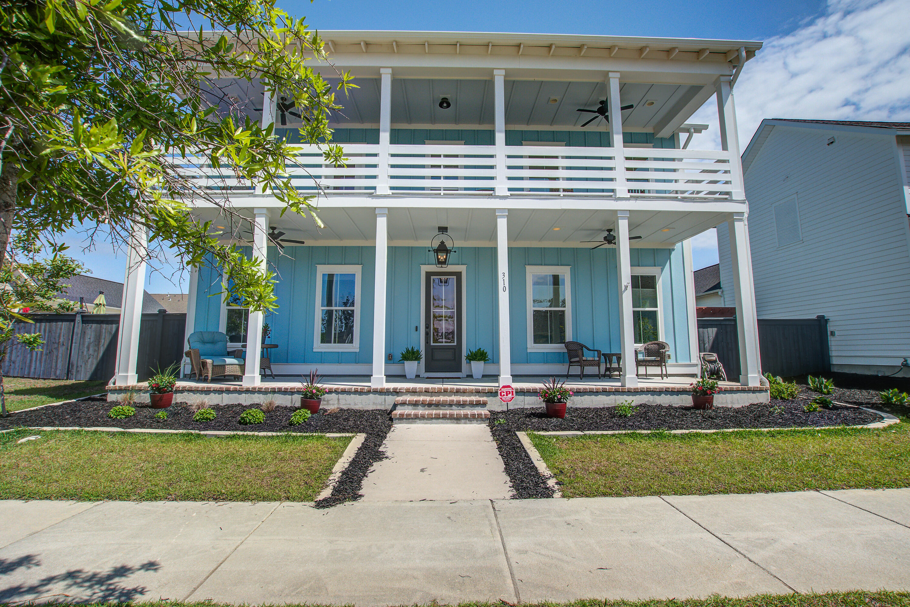 Summerville, South Carolina, 29486, United States, 3 Bedrooms Bedrooms, ,4 BathroomsBathrooms,Residential,For Sale,1770672