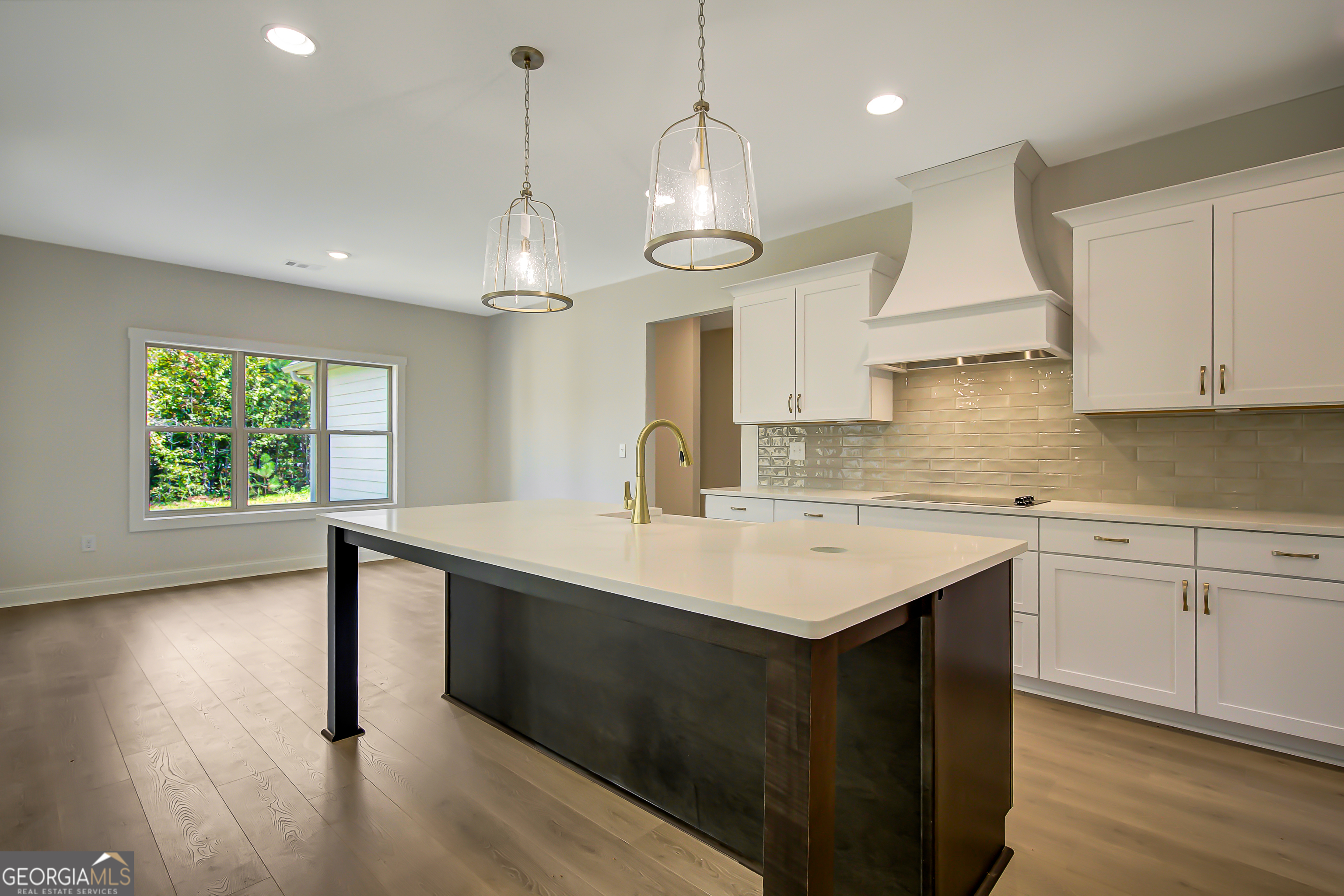 Senoia, Georgia, 30276, United States, 5 Bedrooms Bedrooms, ,4 BathroomsBathrooms,Residential,For Sale,1901806