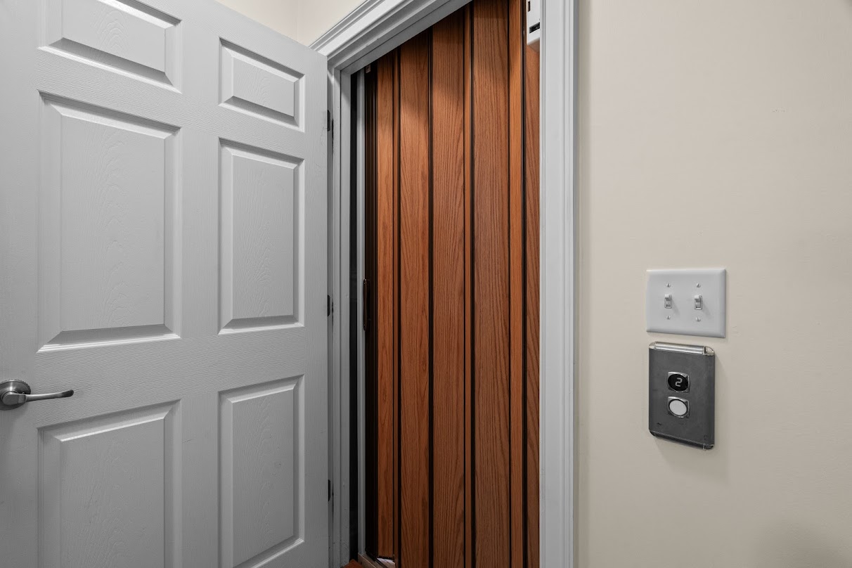 Villa Rica, Georgia, 30180, United States, 7 Bedrooms Bedrooms, ,9 BathroomsBathrooms,Residential,For Sale,1982750