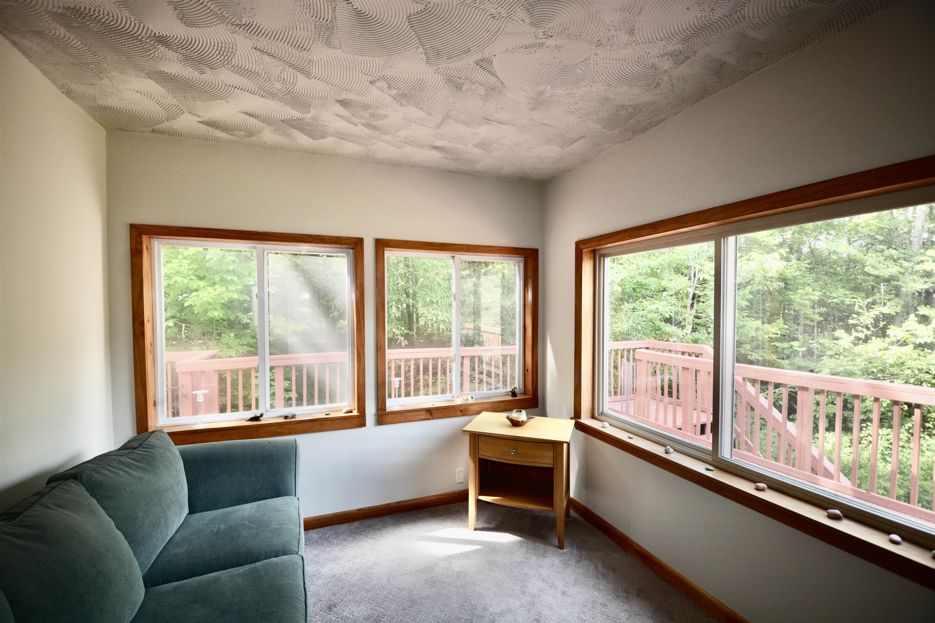 Grantham, New Hampshire, 03753, United States, 3 Bedrooms Bedrooms, ,3 BathroomsBathrooms,Residential,For Sale,1927366