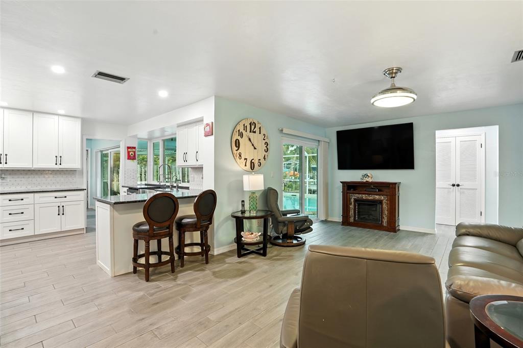 North Fort Myers, Florida, 33903, United States, 3 Bedrooms Bedrooms, ,2 BathroomsBathrooms,Residential,For Sale,1998346