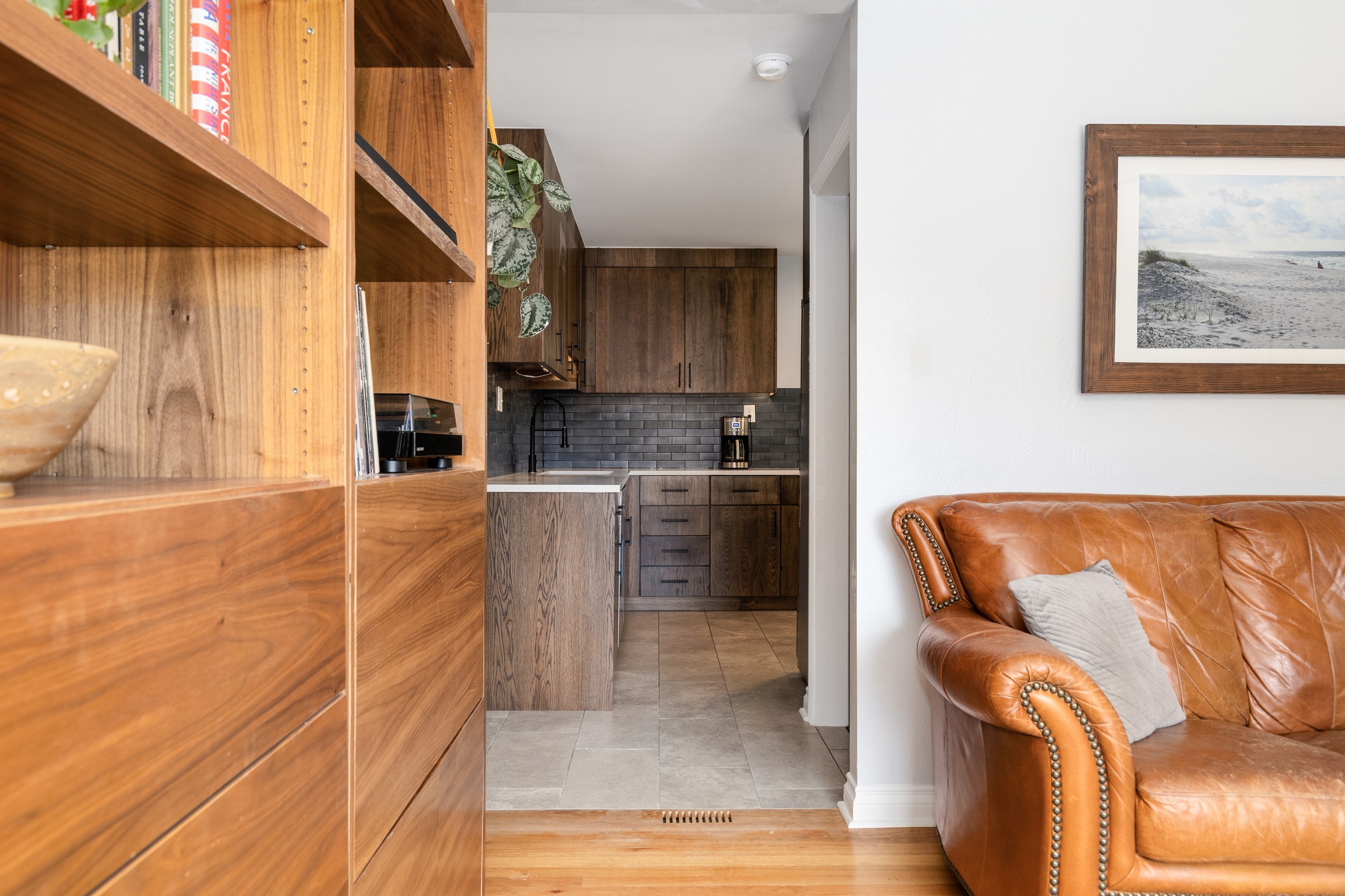  Stylish Ranch Living with Detached ADU - 物件實景