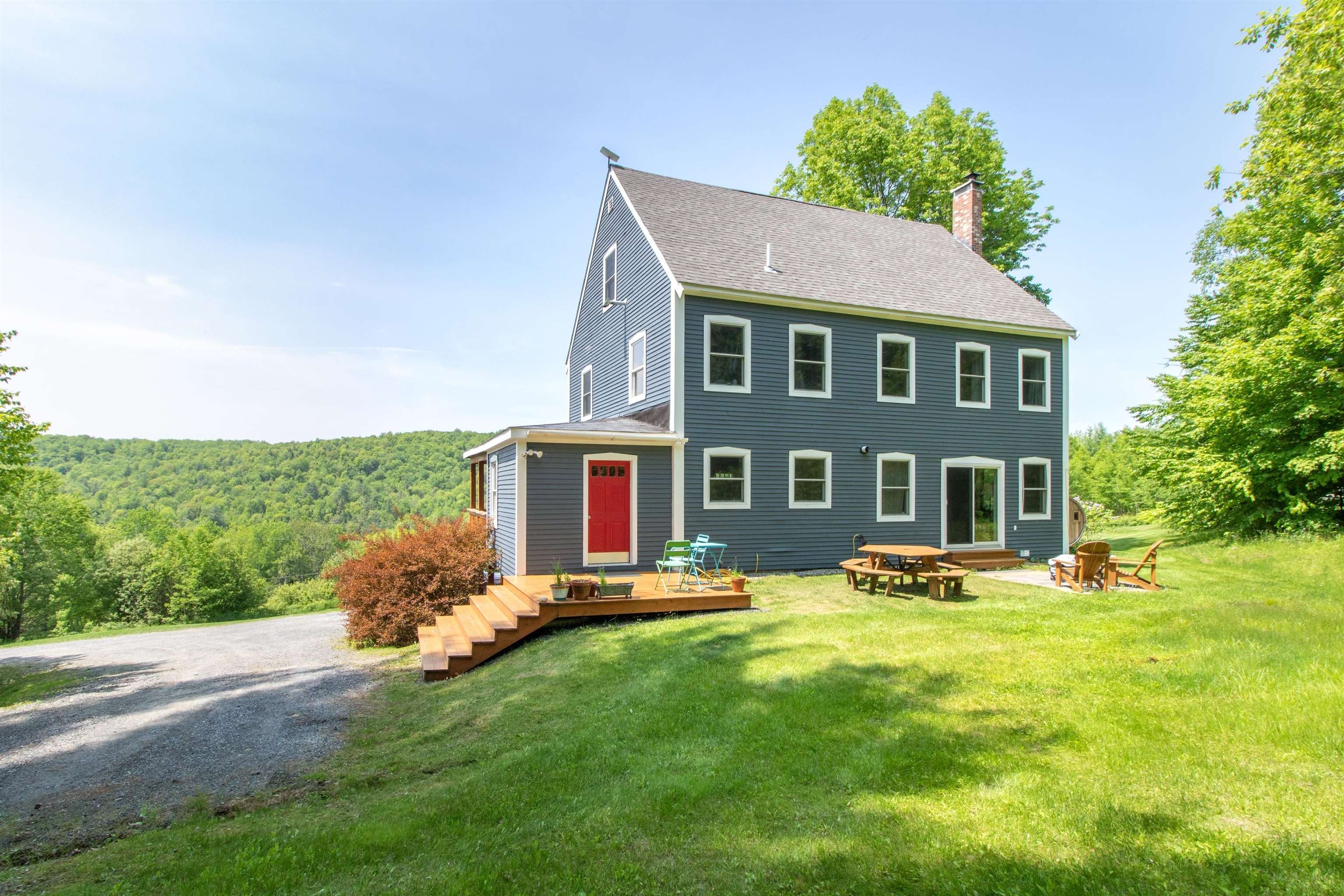 Kirby, Vermont, 05851, United States, 5 Bedrooms Bedrooms, ,3 BathroomsBathrooms,Residential,For Sale,2036584