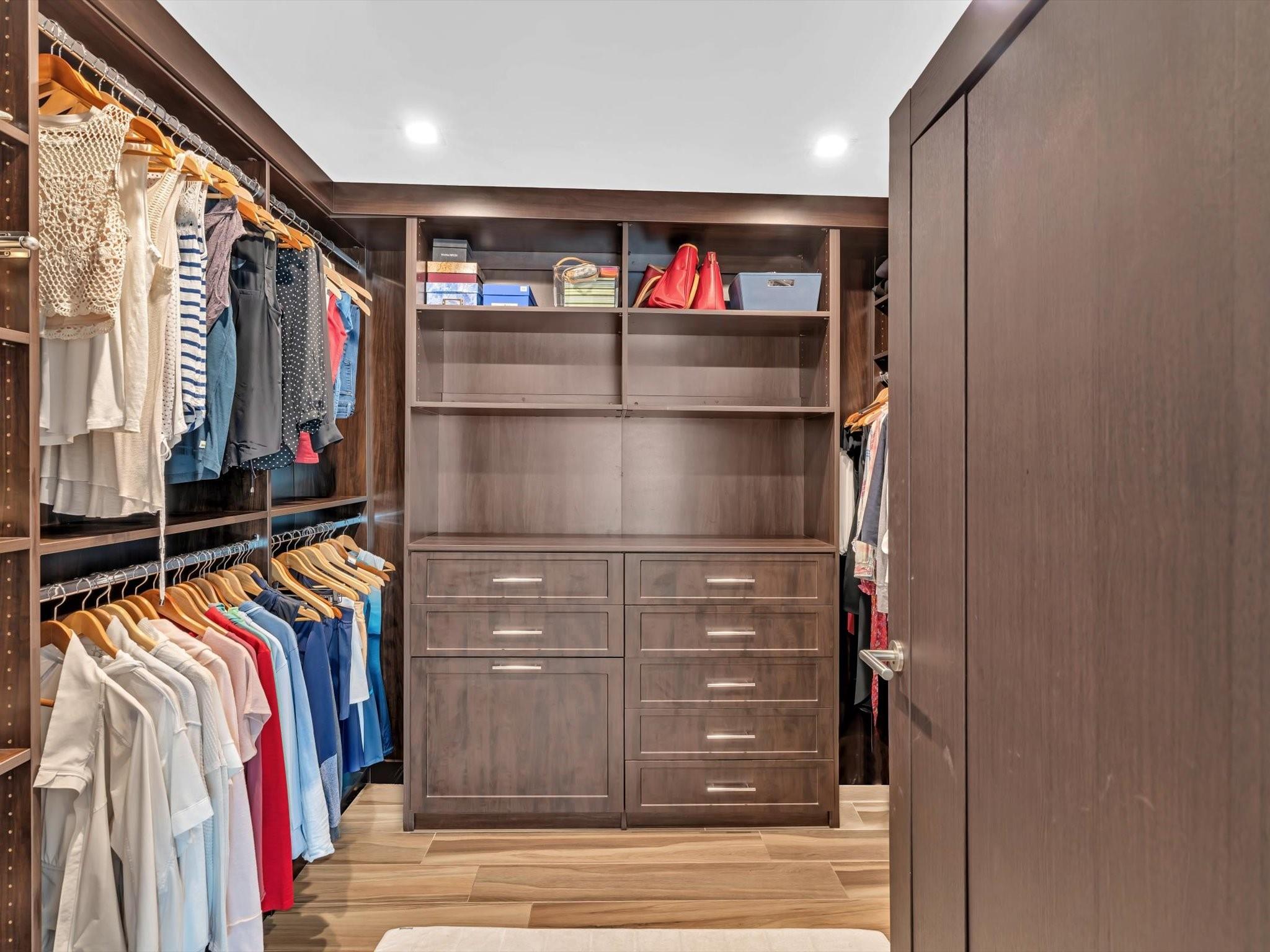 Fort Lauderdale, Florida, 33308, United States, 7 Bedrooms Bedrooms, ,8 BathroomsBathrooms,Residential,For Sale,1975659