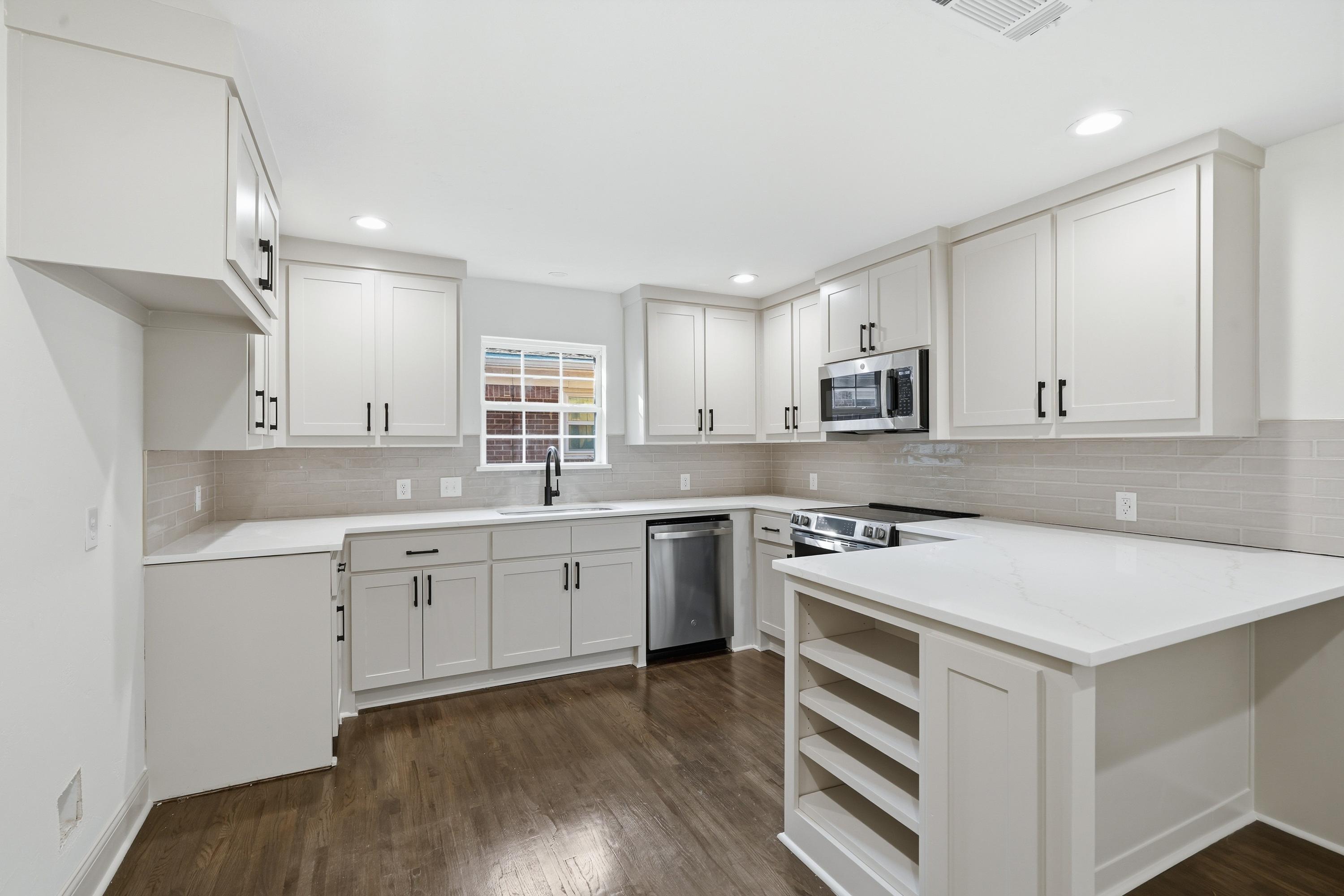  Move-In Ready on Volder Drive - 物件實景