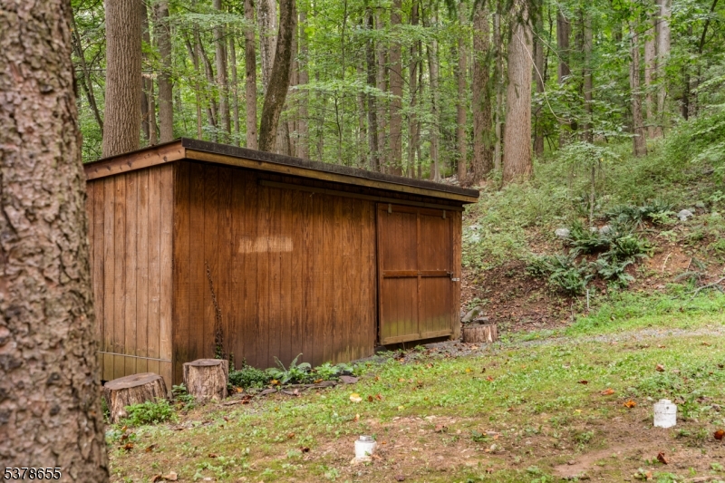 Lebanon Twp., New Jersey, 08826, United States, 3 Bedrooms Bedrooms, ,2 BathroomsBathrooms,Residential,For Sale,1972672