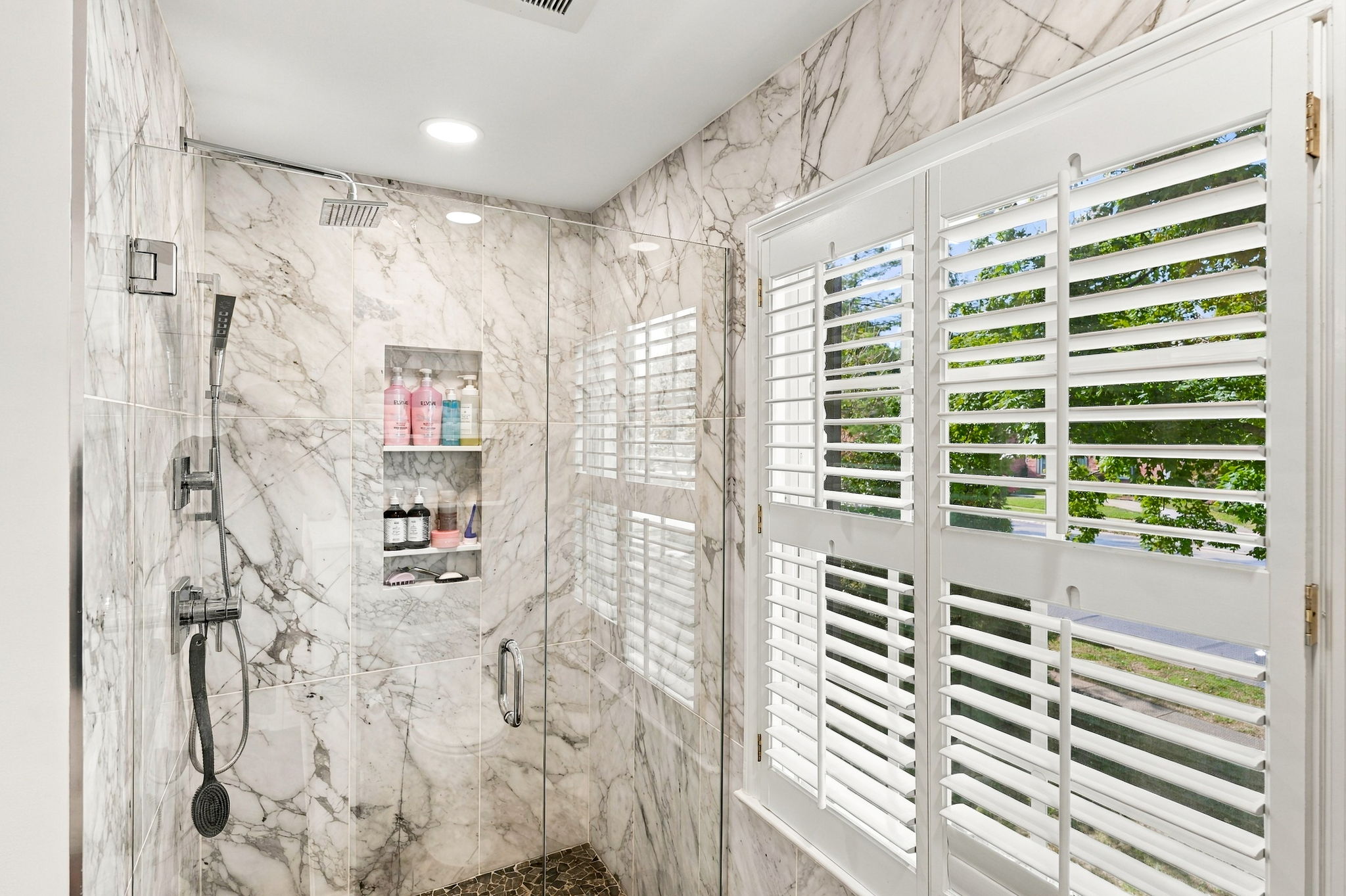  10216 Timberwood Circle, Louisville, KY 40223 - 物件實景