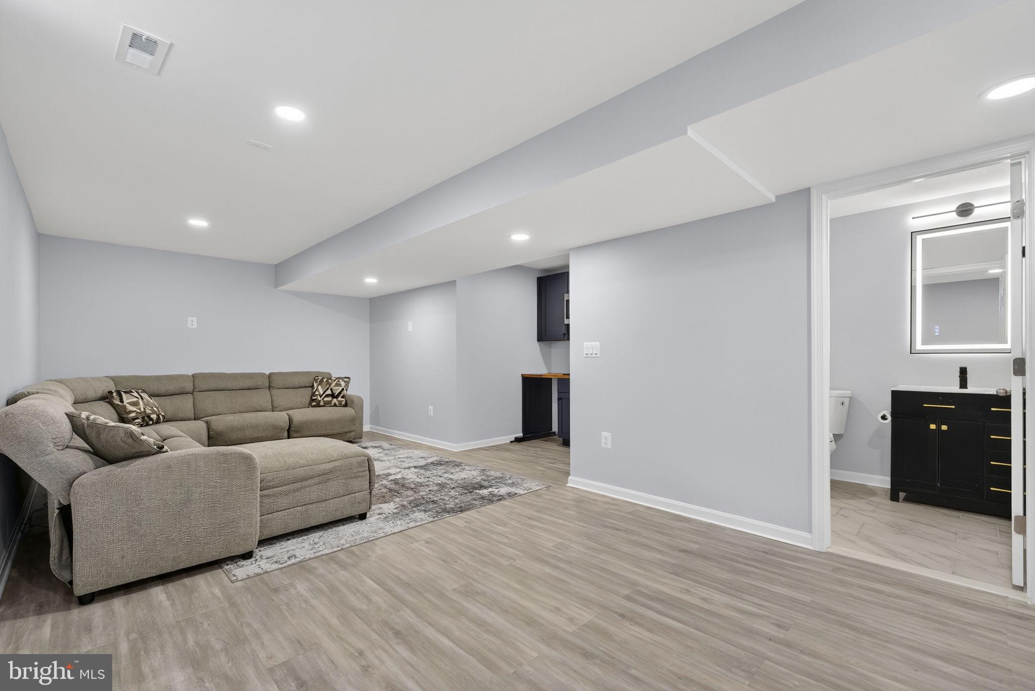 King George, Virginia, 22485, United States, 4 Bedrooms Bedrooms, ,3 BathroomsBathrooms,Residential,For Sale,1984235