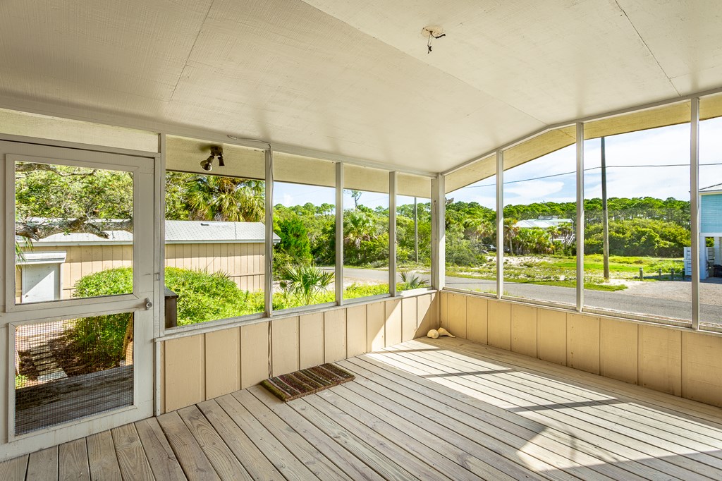 St. George Island, Florida, 32328, United States, 2 Bedrooms Bedrooms, ,2 BathroomsBathrooms,Residential,For Sale,1981001