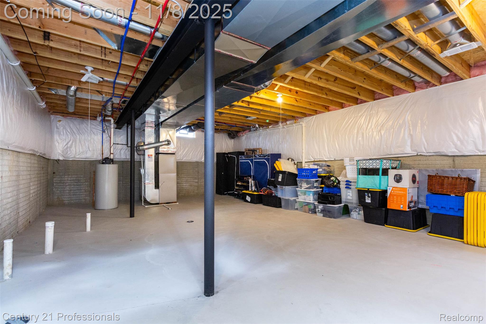 Macomb, Michigan, 48044, United States, 4 Bedrooms Bedrooms, ,3 BathroomsBathrooms,Residential,For Sale,1985765