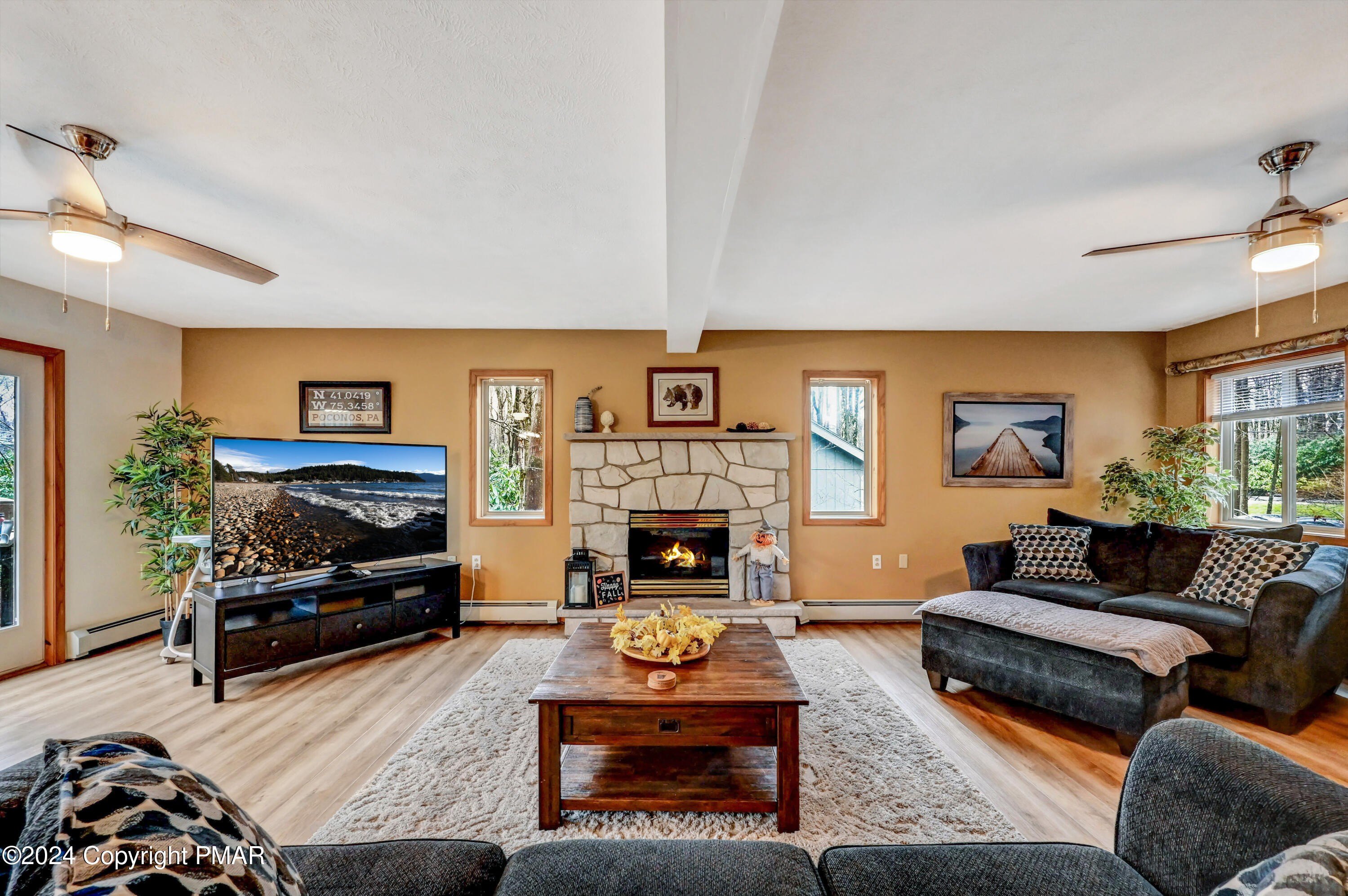 Pocono Pines, Pennsylvania, 18350, United States, 4 Bedrooms Bedrooms, ,3 BathroomsBathrooms,Residential,For Sale,1981114