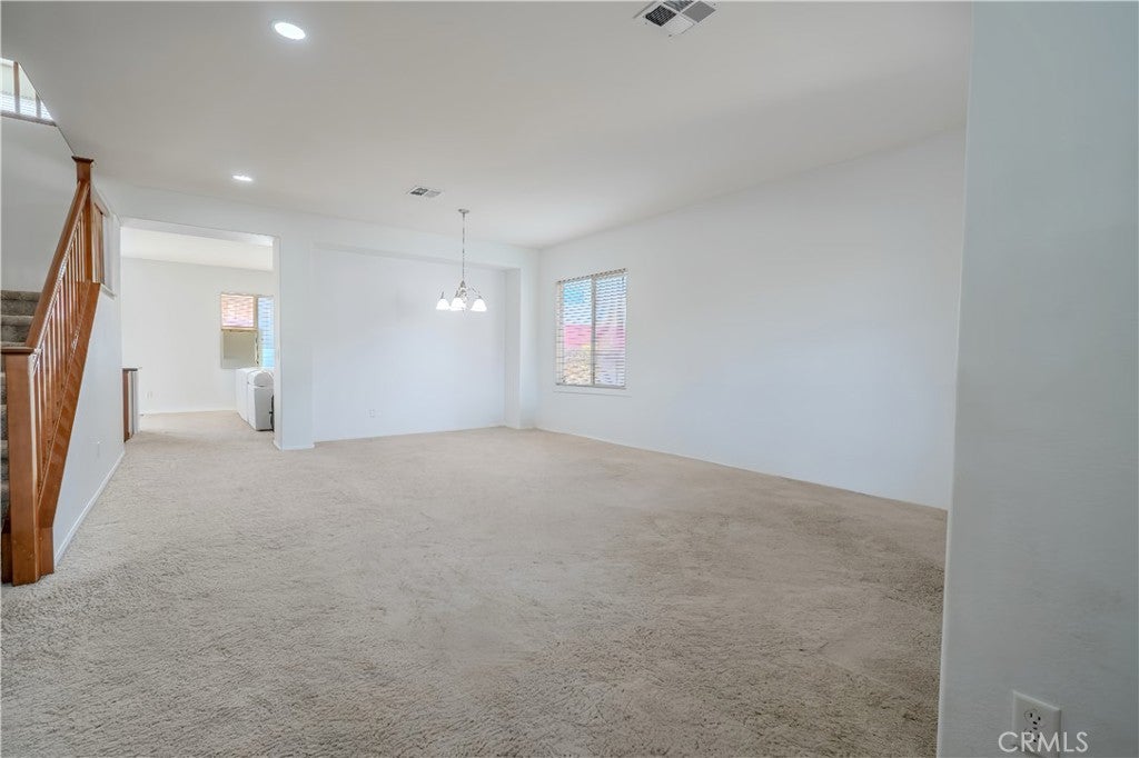 Victorville, California, 92394, United States, 5 Bedrooms Bedrooms, ,3 BathroomsBathrooms,Residential,For Sale,2005536