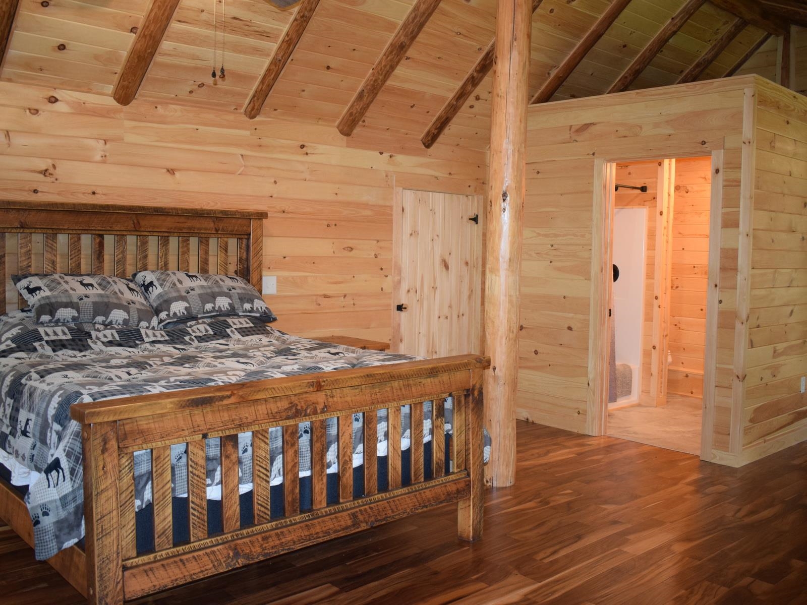 Littleton, New Hampshire, 03561, United States, 5 Bedrooms Bedrooms, ,2 BathroomsBathrooms,Residential,For Sale,1820898