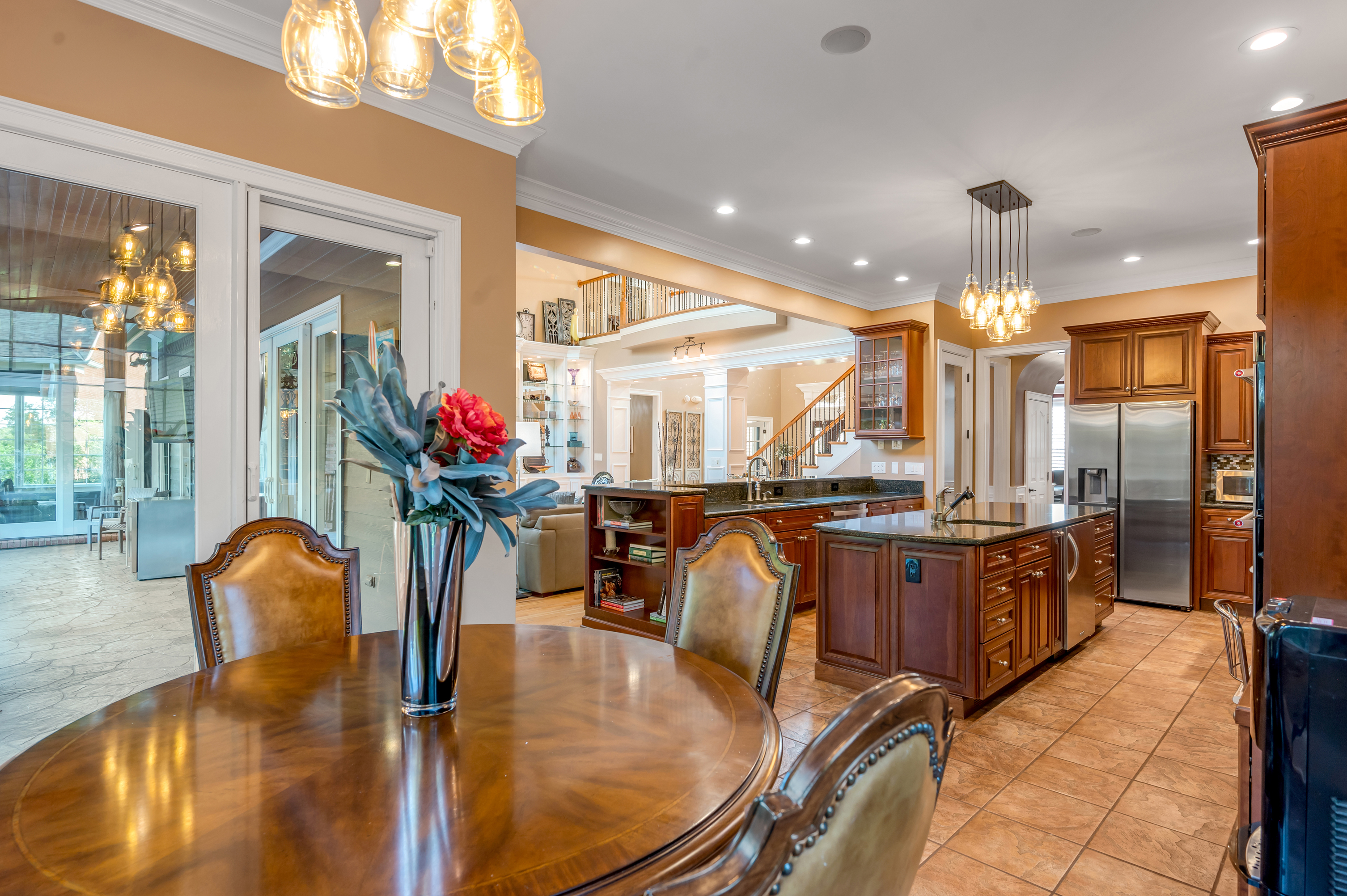  315 Whispering Brook Drive - 物件實景