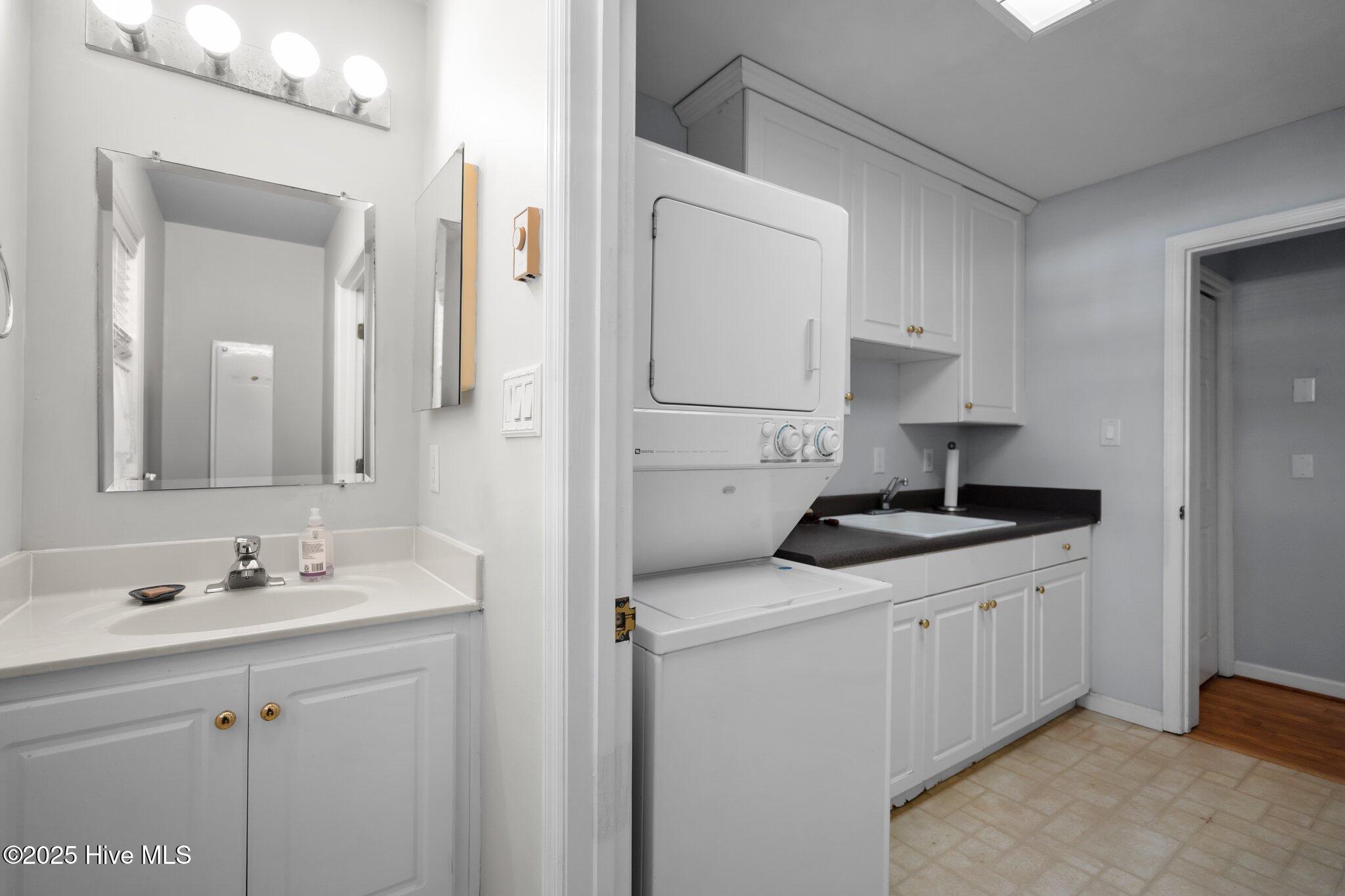 Oak Island, North Carolina, 28465, United States, 4 Bedrooms Bedrooms, ,4 BathroomsBathrooms,Residential,For Sale,1928630