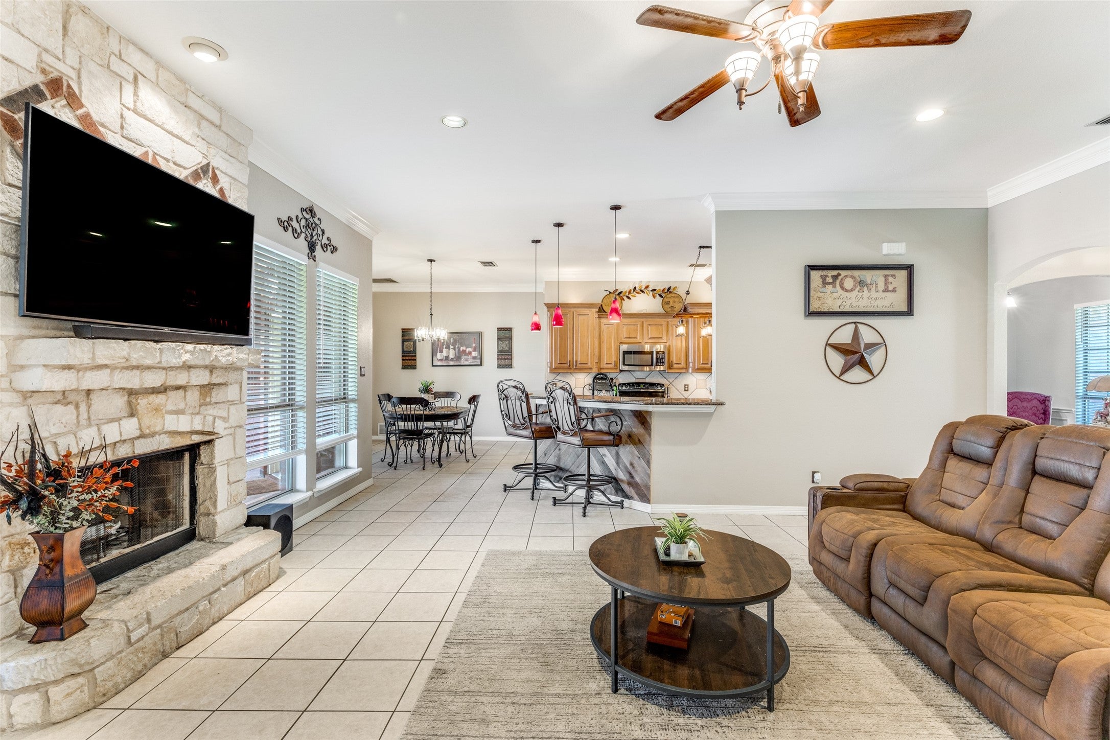 Haslet, Texas, 76052, United States, 4 Bedrooms Bedrooms, ,3 BathroomsBathrooms,Residential,For Sale,1975135