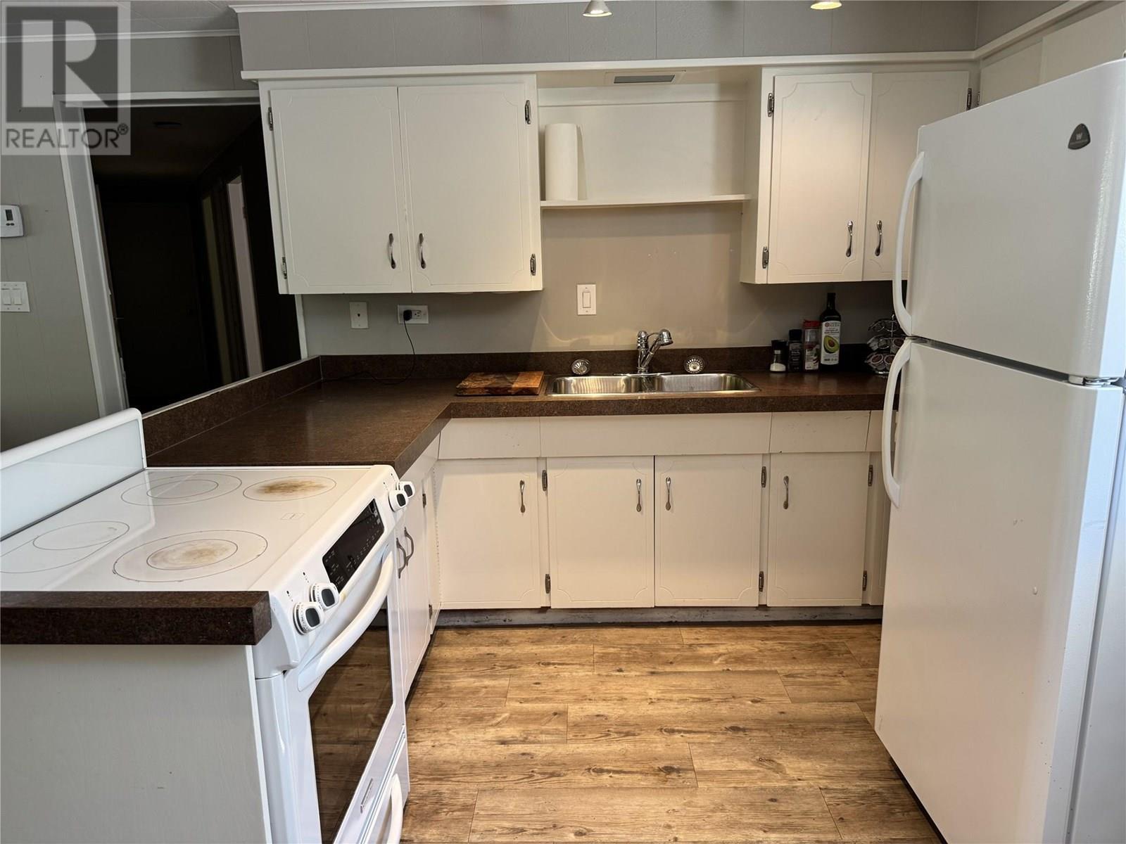 KAMLOOPS, British Columbia, V2C 4P7, CA, 4 Bedrooms Bedrooms, ,3 BathroomsBathrooms,Residential,For Sale,1858047