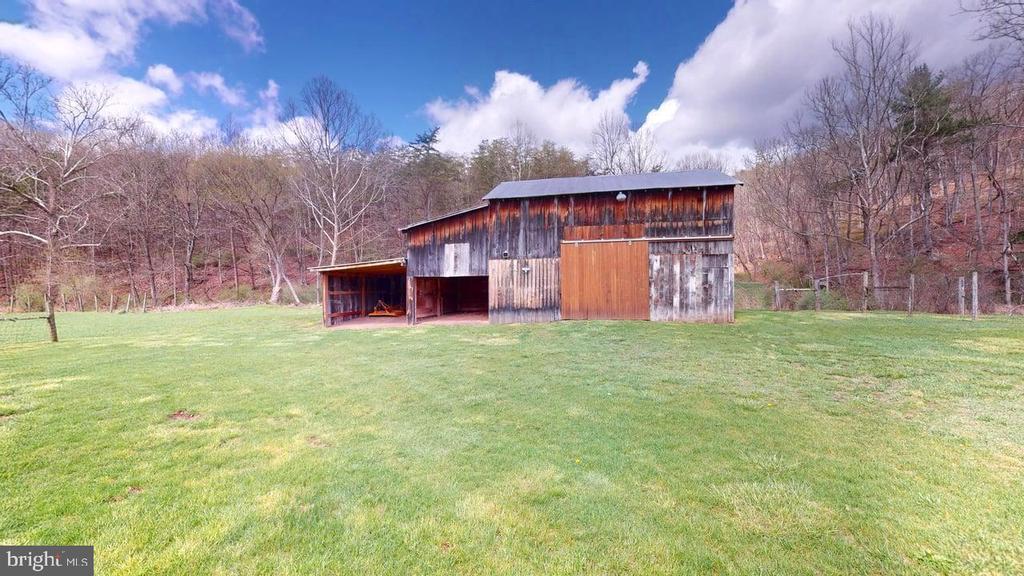 RIO, West Virginia, 26755, United States, 4 Bedrooms Bedrooms, ,2 BathroomsBathrooms,Residential,For Sale,1793735