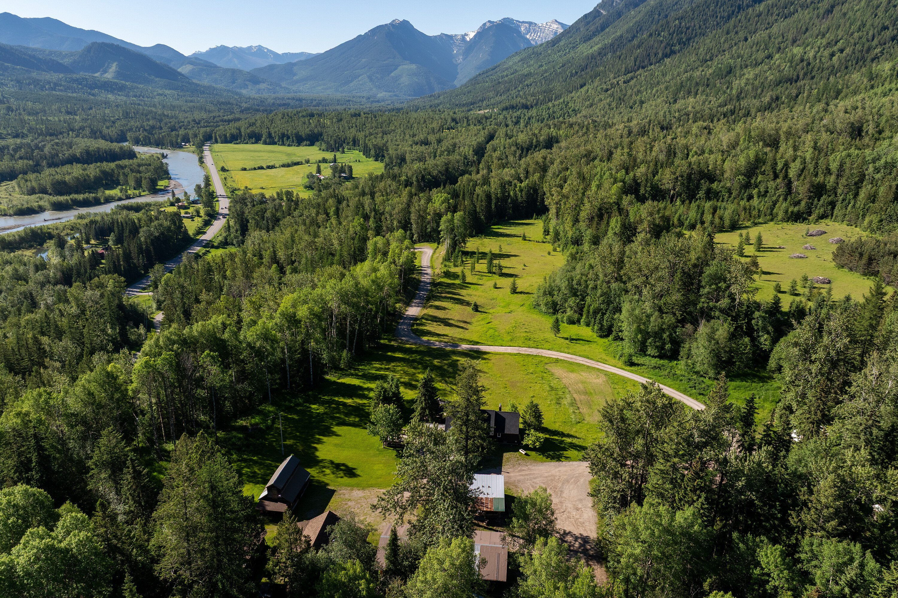  Exclusive Mountain Property - 物件實景