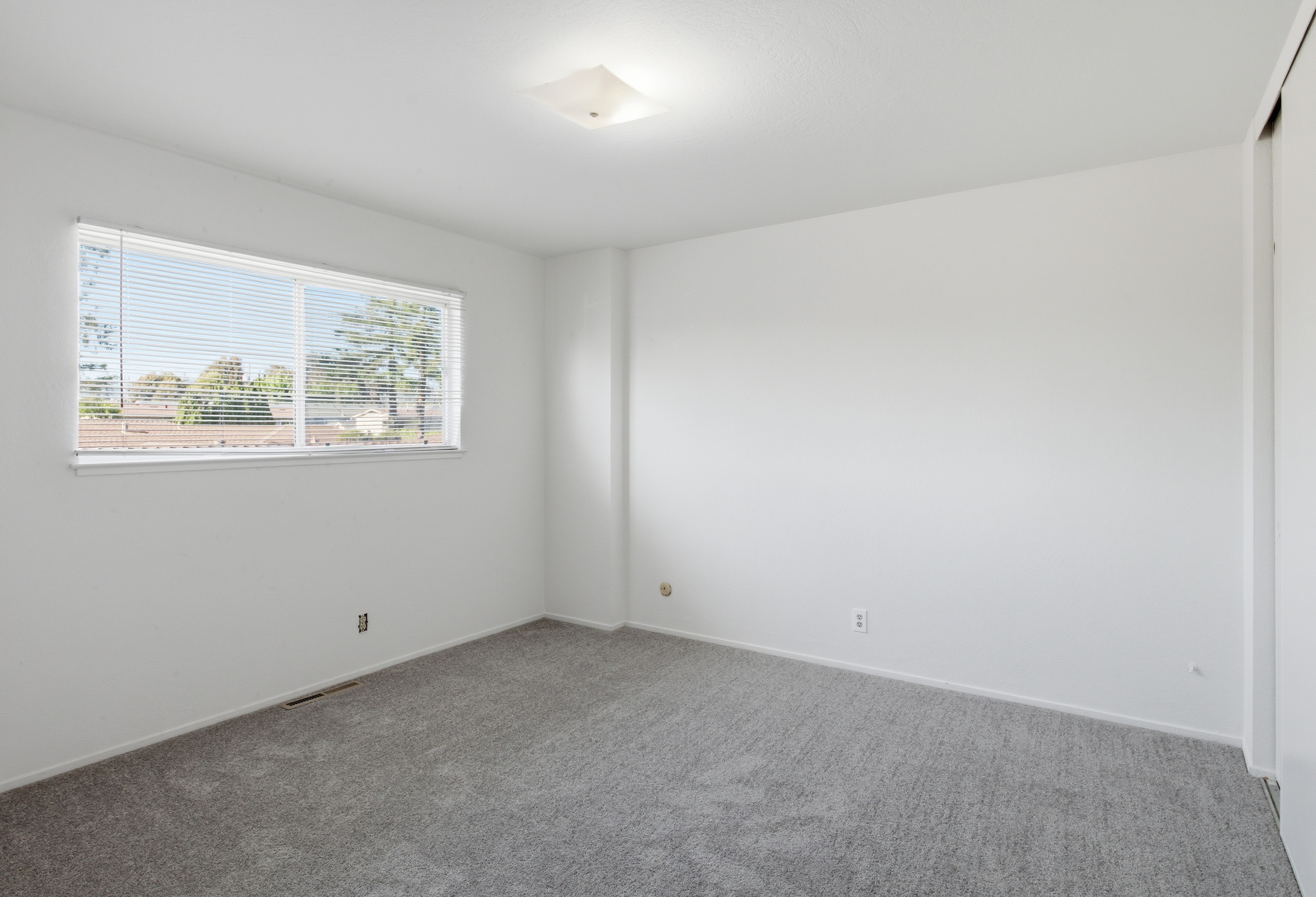  Rare Castro Valley Triplex Opportunity with Vacant Unit - 物件實景