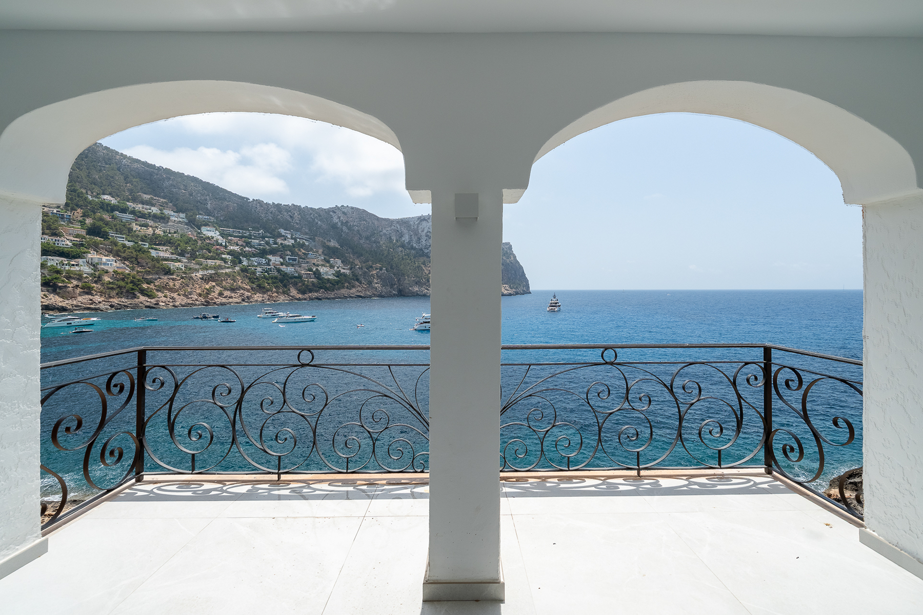  Seafront apartment with direct access in Cala LLamp - 物件實景
