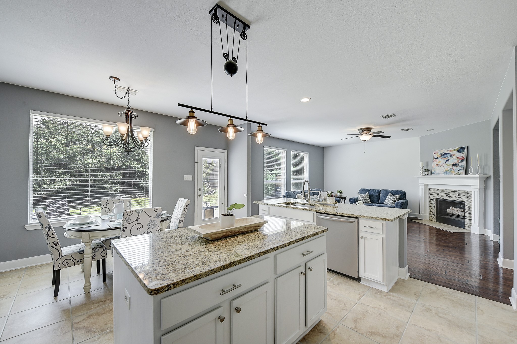 Little Elm, Texas, 75068, United States, 4 Bedrooms Bedrooms, ,4 BathroomsBathrooms,Residential,For Sale,1924720