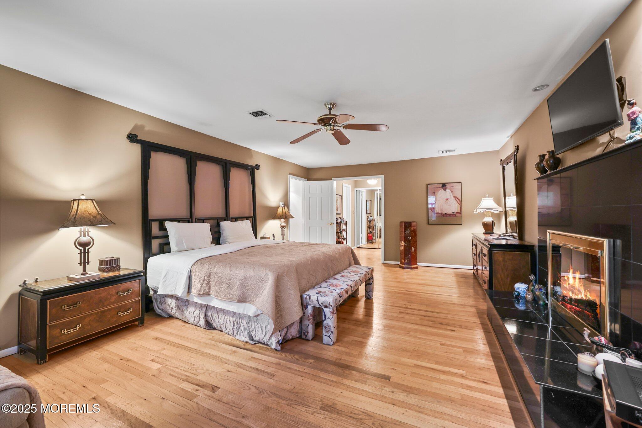 Morganville, New Jersey, 07751, United States, 6 Bedrooms Bedrooms, ,6 BathroomsBathrooms,Residential,For Sale,1823484