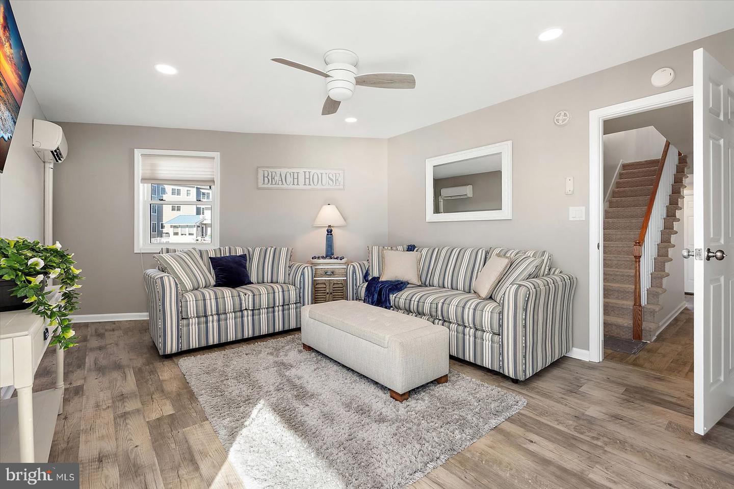 Ocean City, Maryland, 21842, United States, 3 Bedrooms Bedrooms, ,4 BathroomsBathrooms,Residential,For Sale,1986506