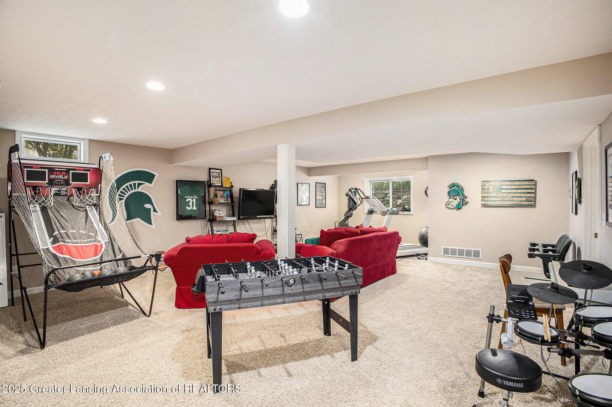 DeWitt, Michigan, 48820, United States, 4 Bedrooms Bedrooms, ,4 BathroomsBathrooms,Residential,For Sale,1911647