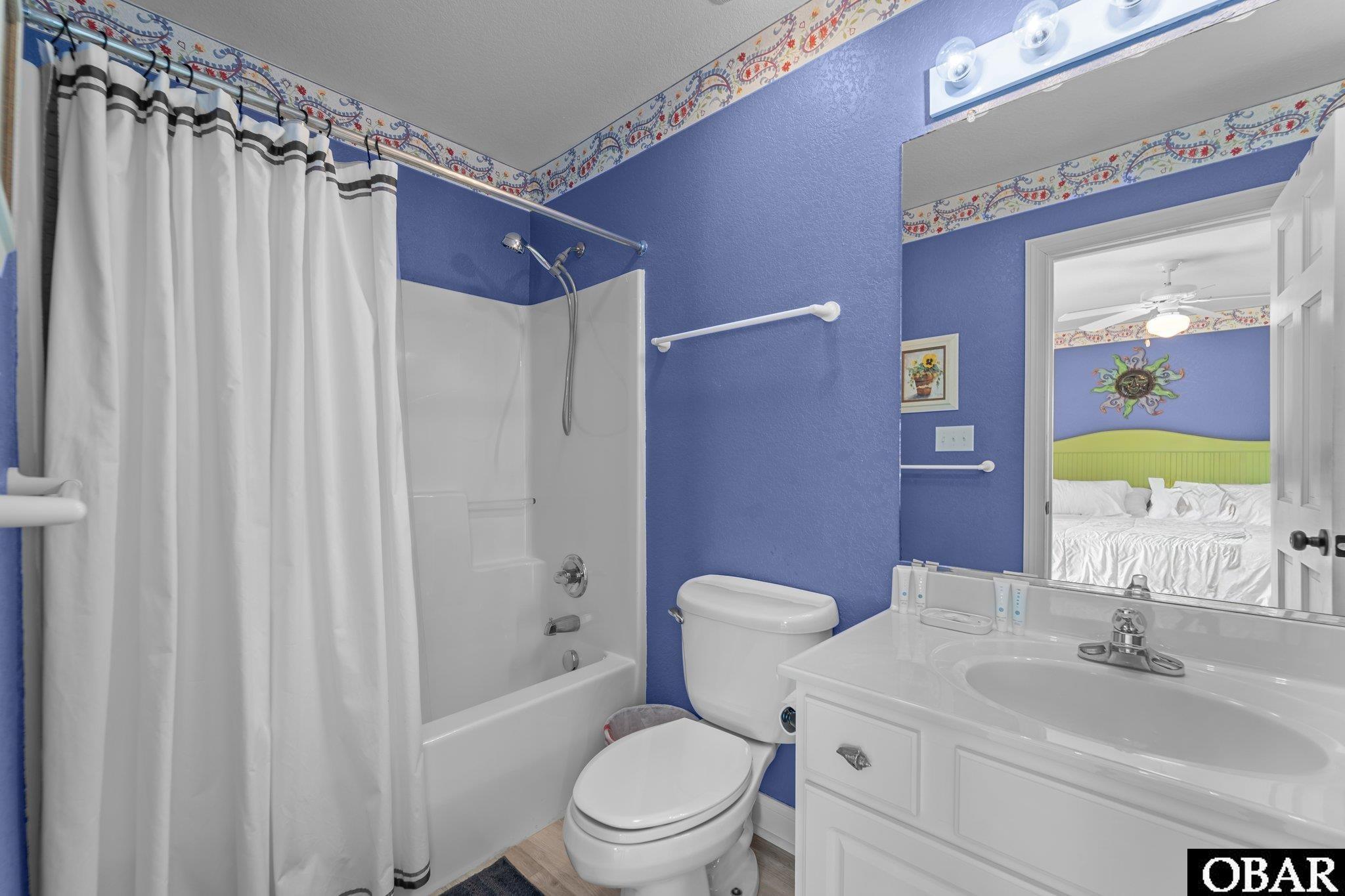 Kill Devil Hills, North Carolina, 27948, United States, 5 Bedrooms Bedrooms, ,4 BathroomsBathrooms,Residential,For Sale,1792388