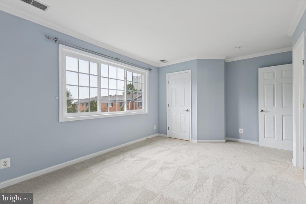 Alexandria, Virginia, 22304, United States, 3 Bedrooms Bedrooms, ,3 BathroomsBathrooms,Residential,For Sale,1980099