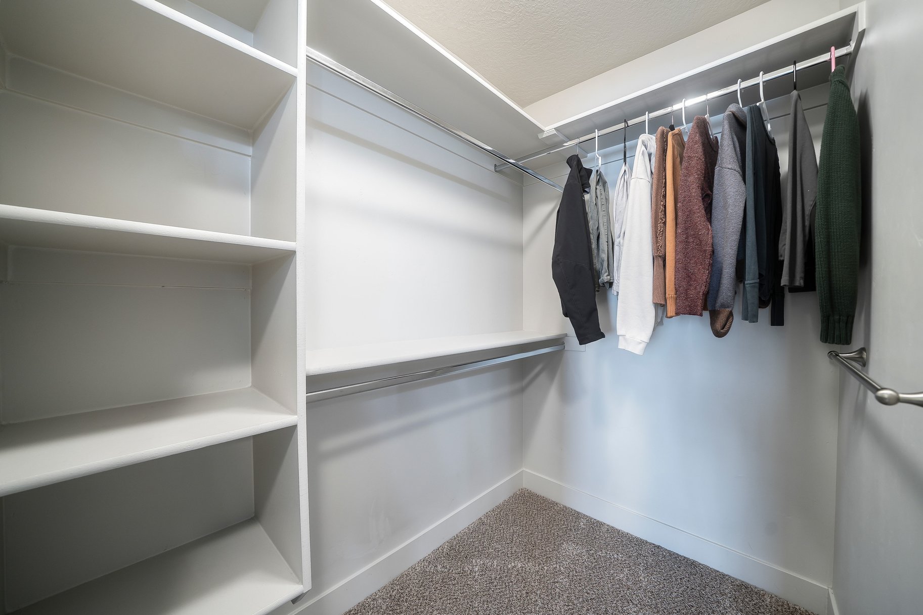  Charming, Very Clean End Unit Townhome in Logan - 物件實景