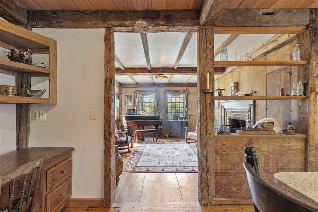 Ashby, Massachusetts, 01431, United States, 4 Bedrooms Bedrooms, ,3 BathroomsBathrooms,Residential,For Sale,1917455