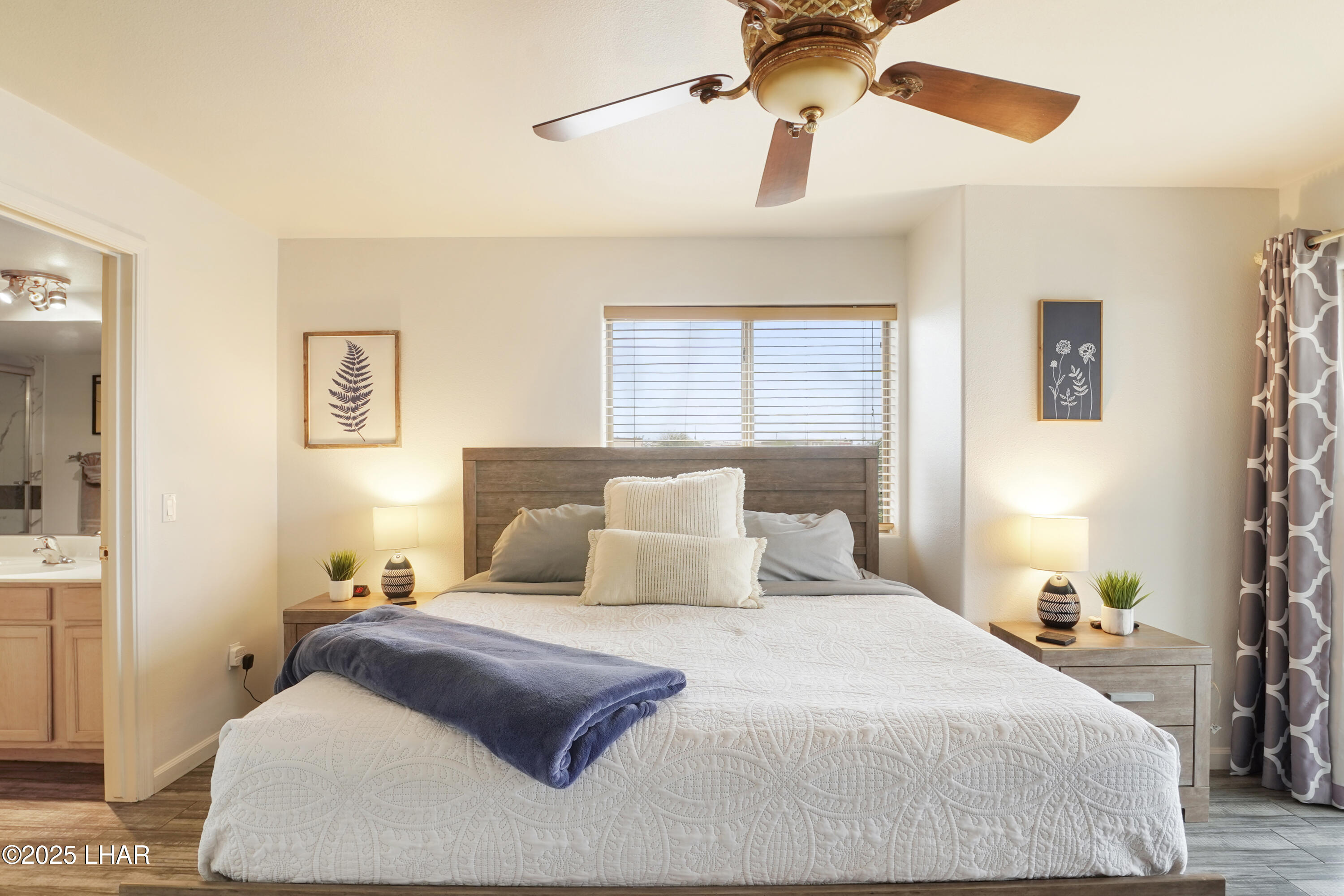 Lake Havasu City, Arizona, 86403, United States, 2 Bedrooms Bedrooms, ,1 BathroomBathrooms,Residential,For Sale,1999081