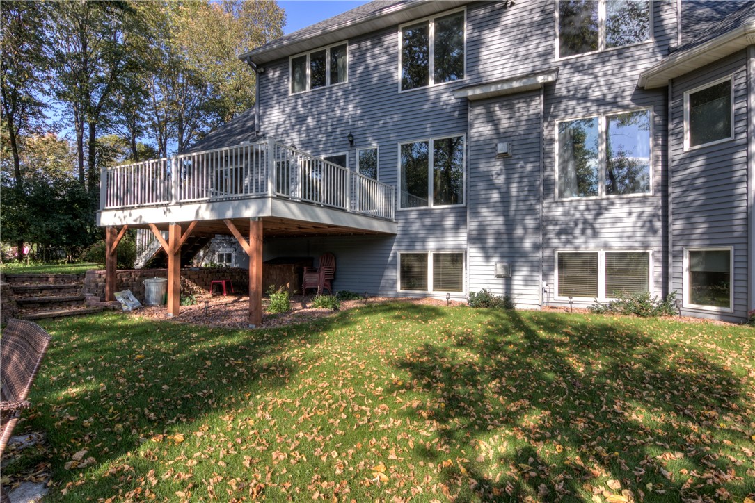 Eau Claire, Wisconsin, 54701, United States, 5 Bedrooms Bedrooms, ,4 BathroomsBathrooms,Residential,For Sale,1976179